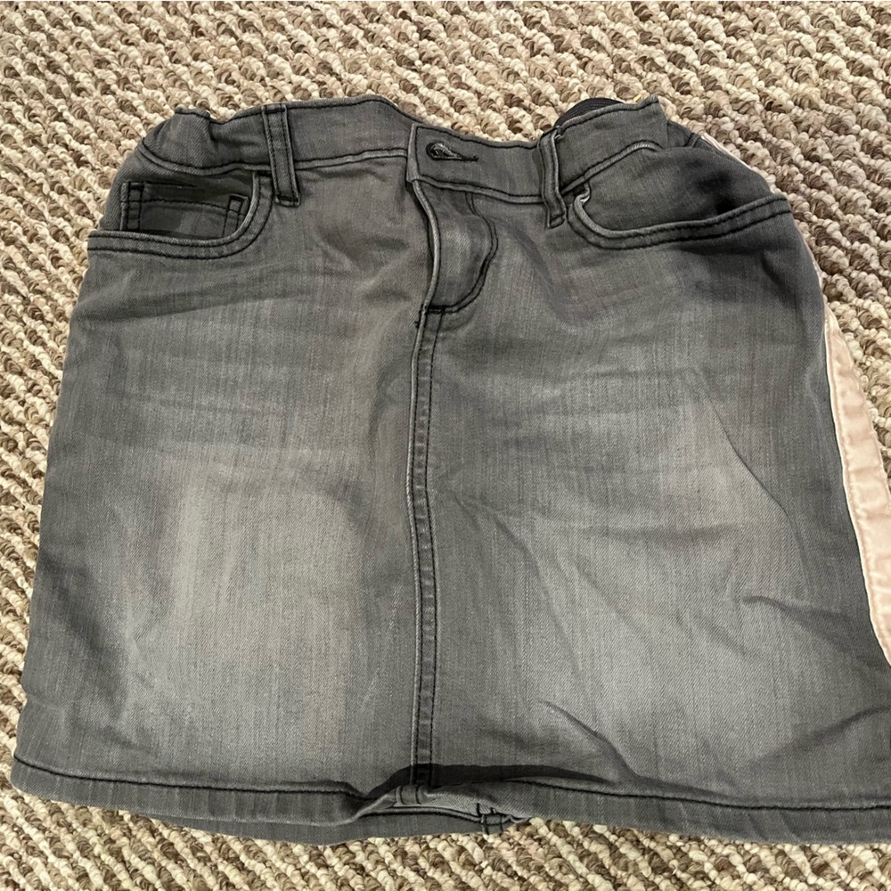 The Children’s Place girls grey denim skirt